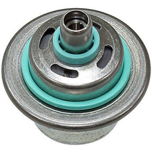 Load image into Gallery viewer, Sp1 Fuel Pressure Reg A/C (SM-07280)
